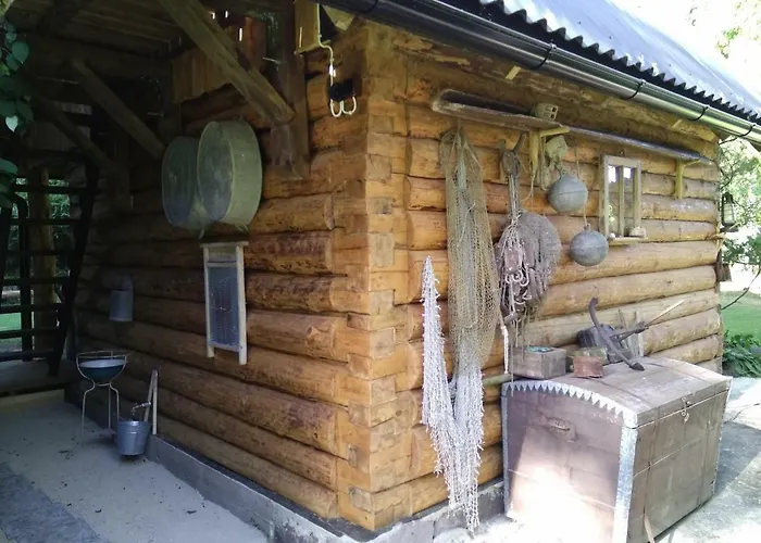 Veski-aida Holiday Кайна